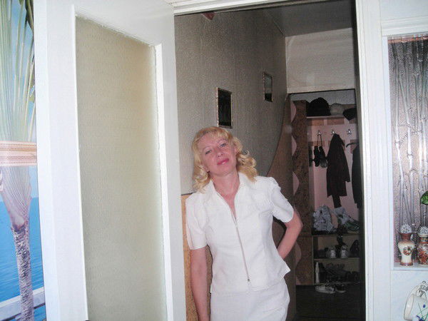 Елена Семенова