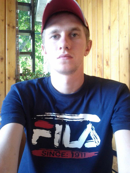 Павел Саковец