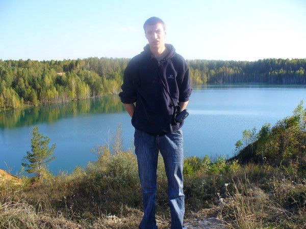 Александр Зернов