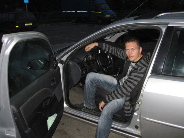 Юра Цагельник