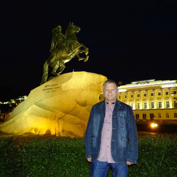 Юрий Марков