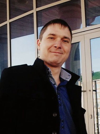 Александр Николаенко