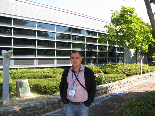 Акылбек Омукеев