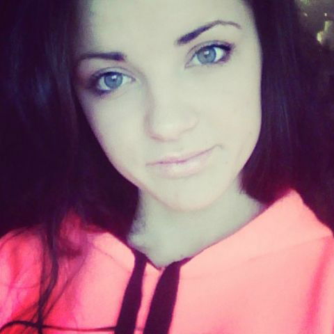 Настя Валуца