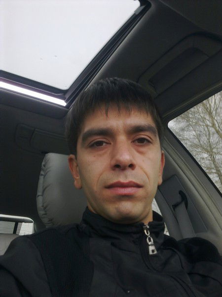 Араир Григорян