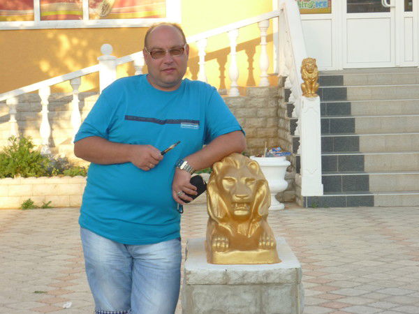 Михаил Лысенко