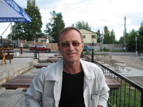 Александр Попов