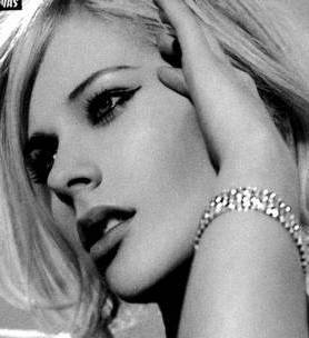 Лена Ломтева