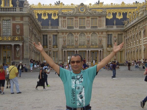 Акрам Амиров