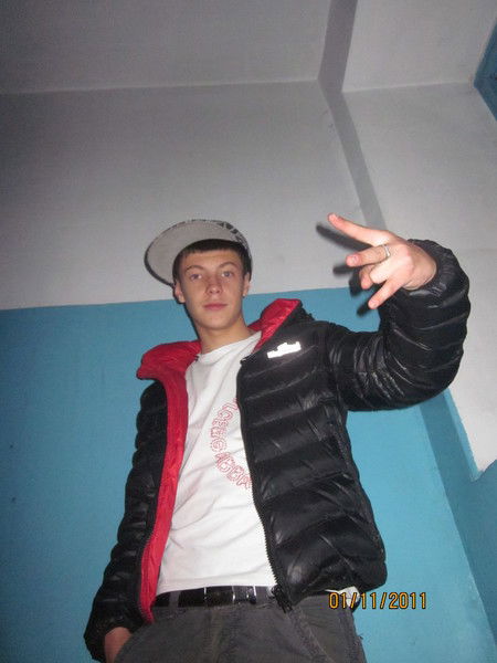 Антон Пономарев