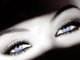 Илона Стоянова