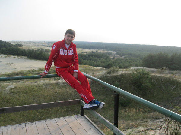 Парахат Какаев