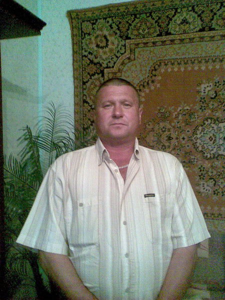 Александр Валов