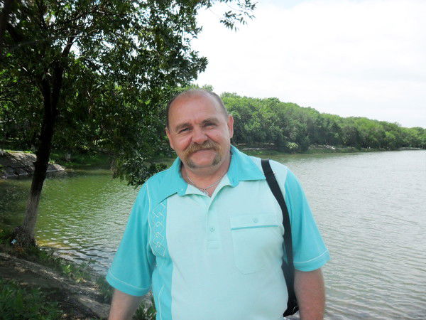 Александр Овчинников