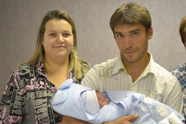 Саня Веснин