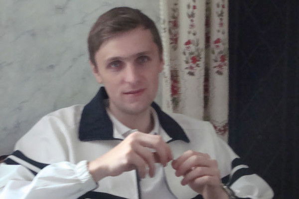 Денис Котков