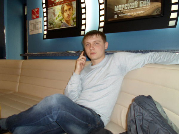 Kирилл Щуров