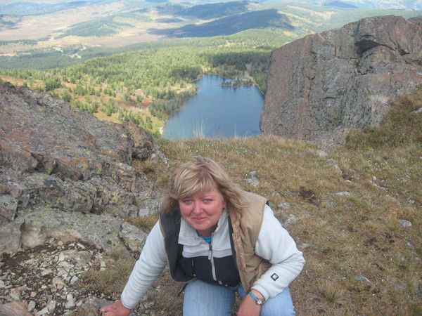 Елена Нужда