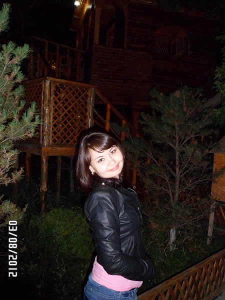 Индира Рафикова