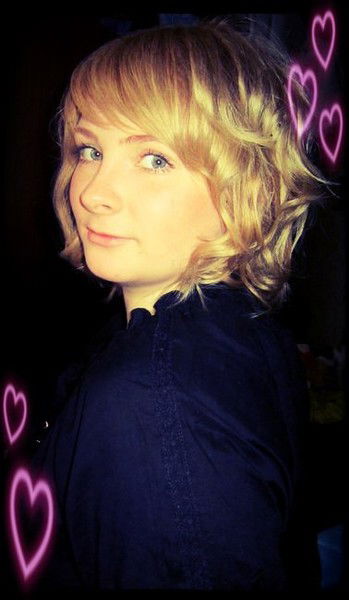 Моня Попова