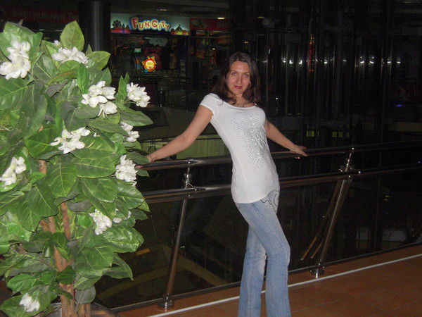 Елена Мостовая