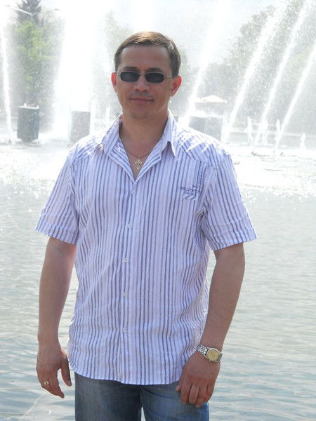 Игорь Левков