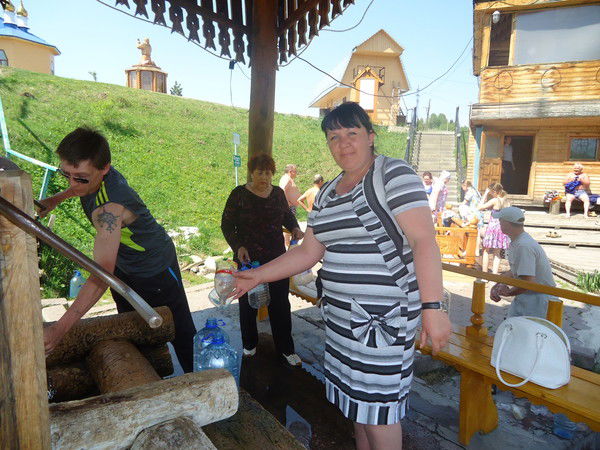 Лариса Петрова