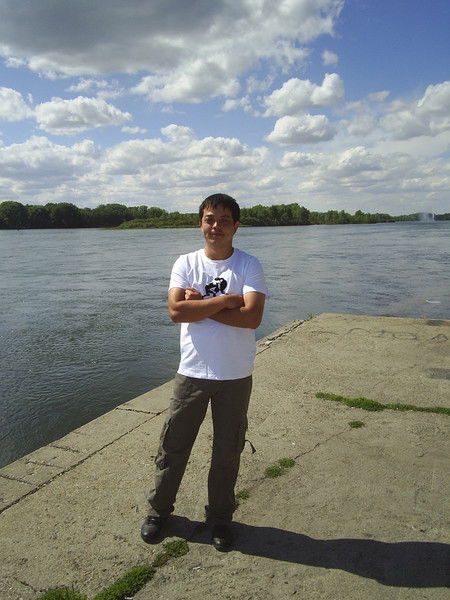 Владимир Перков