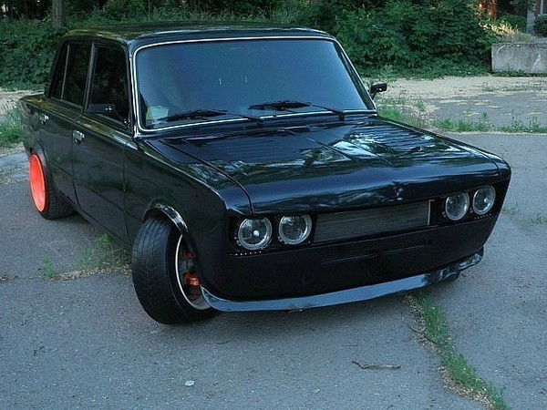 Антон Баранов