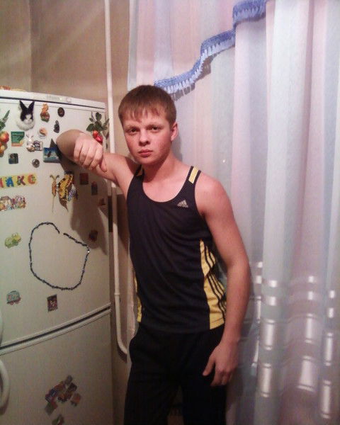 Максим Шаповалов