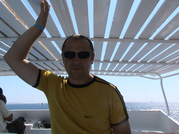 Иван Иванов