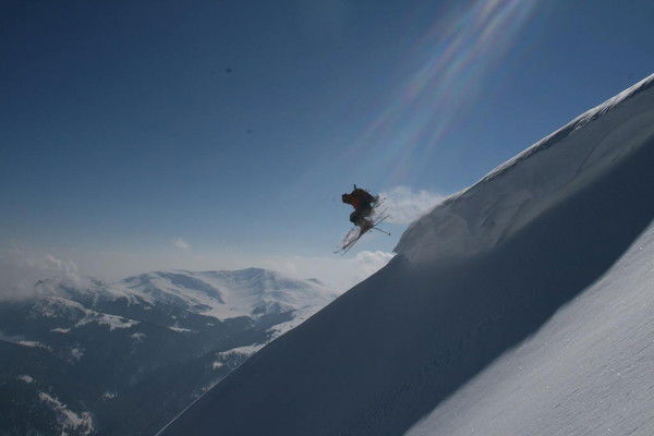 Дима Калашников