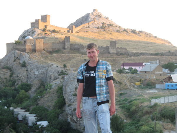 Илья Гладкий