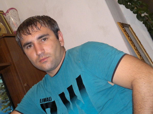 Адам Хашумов