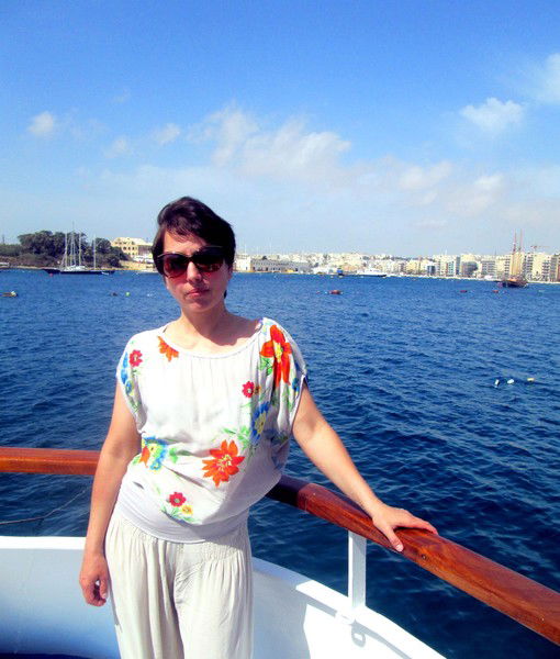 Анна Иванова