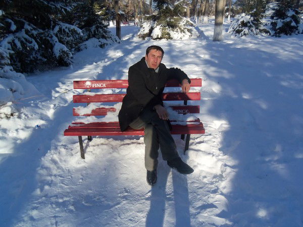 Юрий Иванов