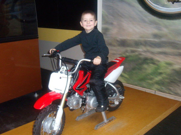 Володя Калмыков