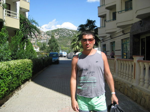 Антон Ивлев