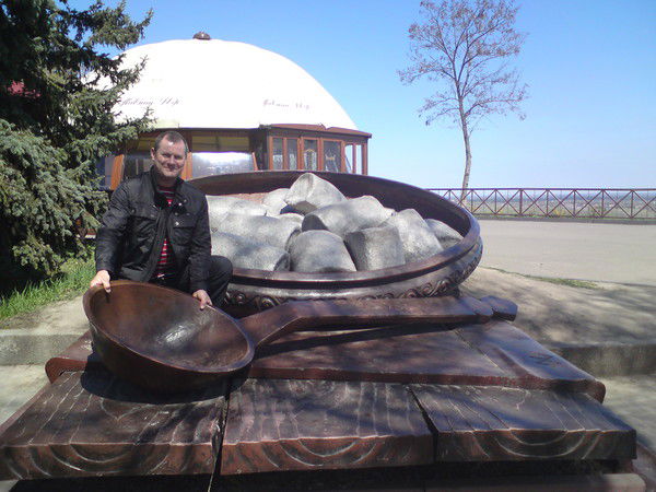 Юрий Савельев