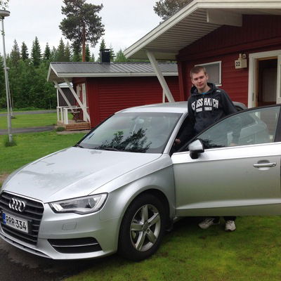 Михаил Стенников