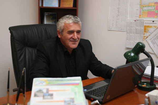 Руман Ажиев