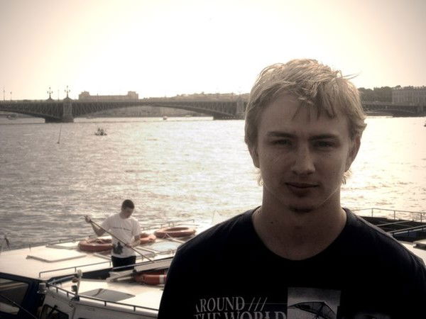 Владислав Невзоров