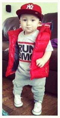 Женя Акулич