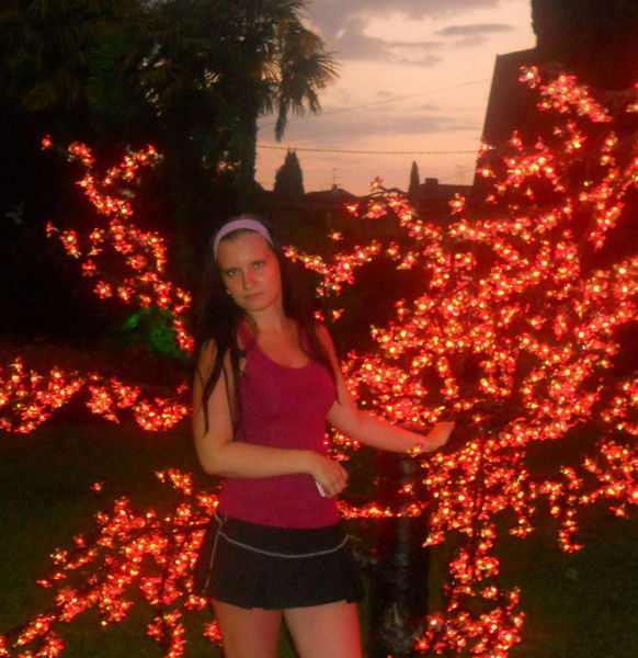 Лена Панишева