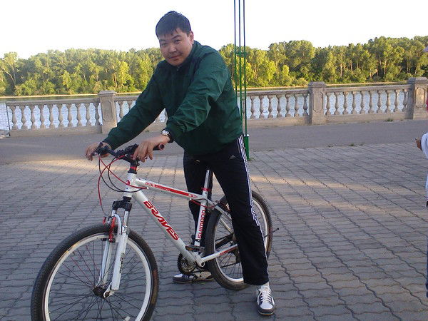 Асхат Ахметкалиев