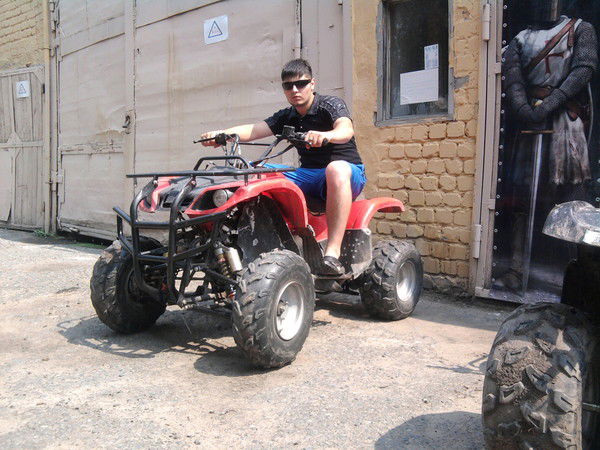 Закир Одинаев