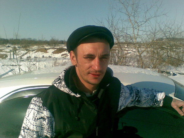 Одинок И До Сих Пор Влюблен