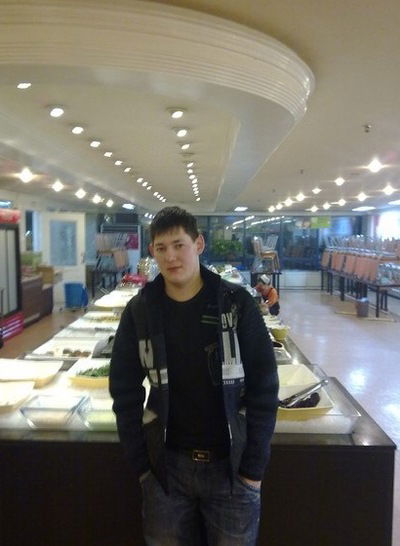 Александр Толстокулаков