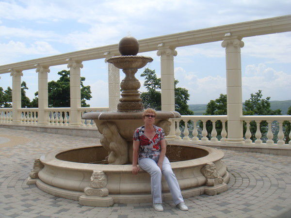 Наталия Томова