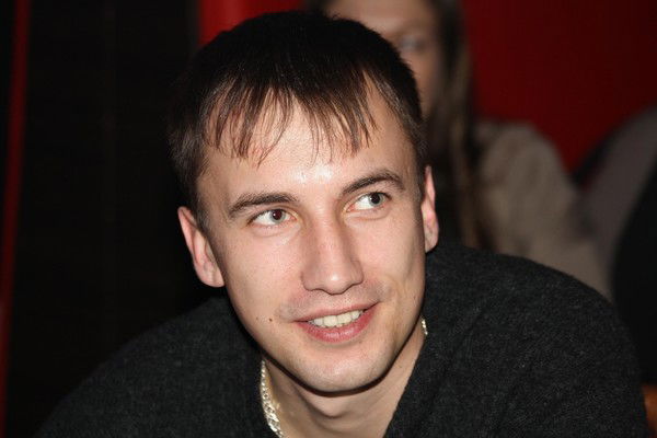 Олег Забузанов